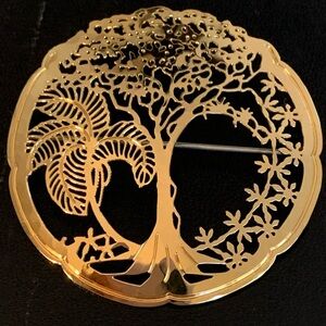 Wild Bryde Tree brooch pin